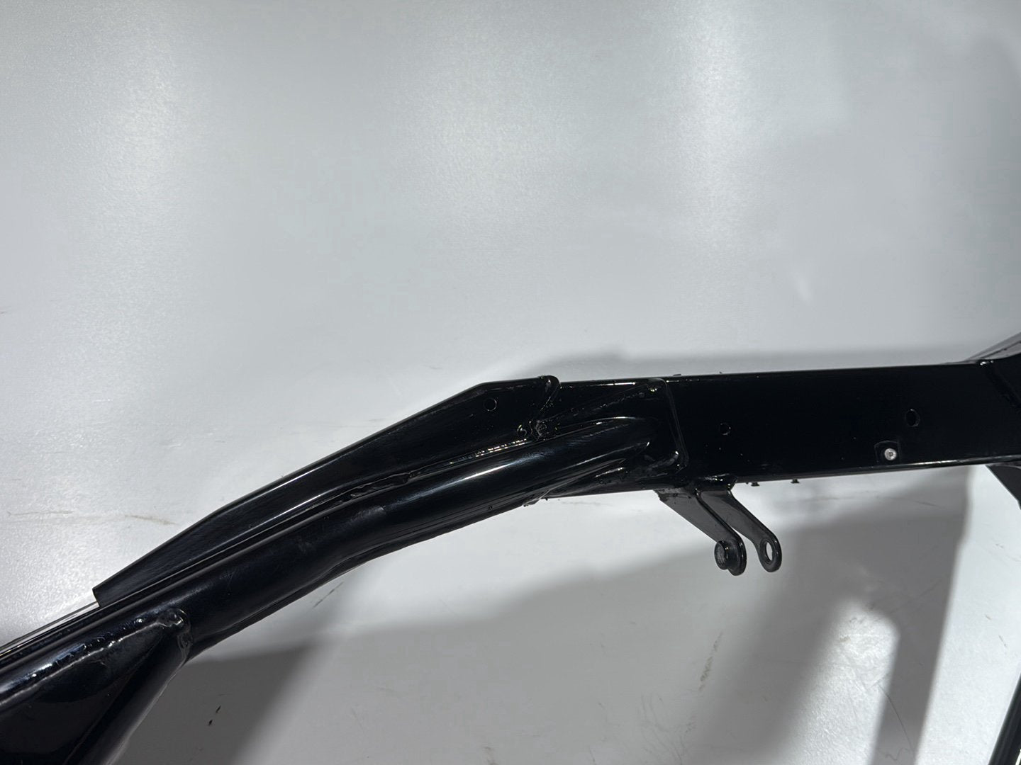 2007 Harley Street Glide Touring FLHX OEM Body Main Frame Chassis SLVG
