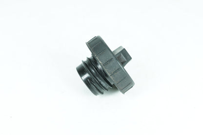 1999 - 2006 Harley-Davidson Touring Electra Glide Classic Fuel Gas Tank Cap Bushing Hub 61274-92