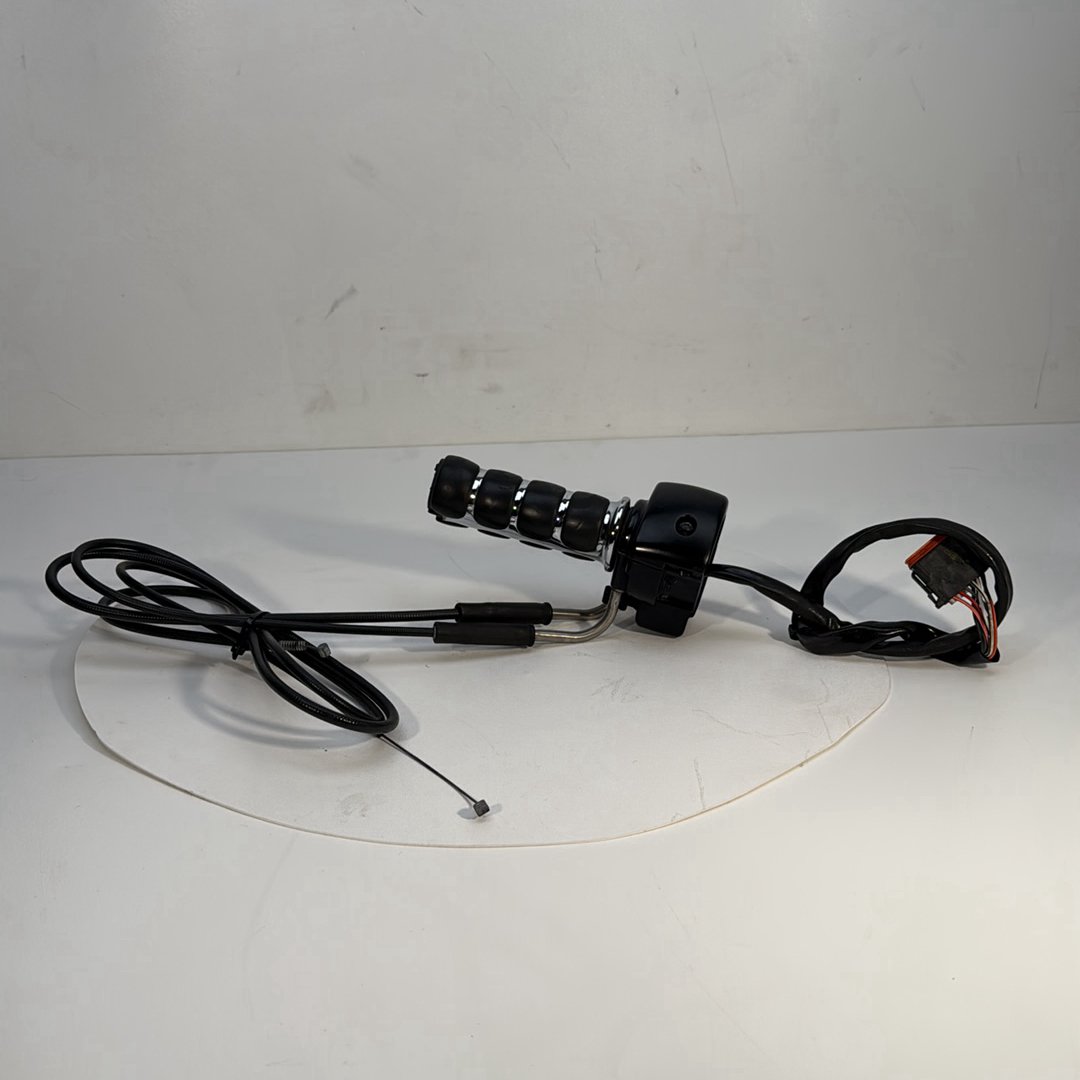 1984 - 1998 Harley-Davidson Touring Road King Police Right Engine Start Kill Switches Controls   71564-96