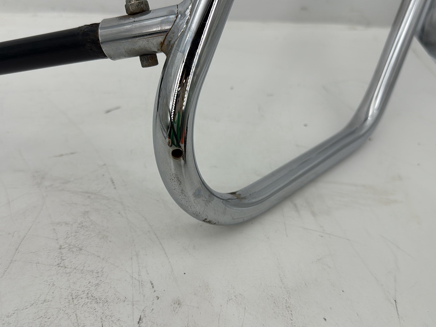 2008 Harley Touring FLHTCU Electra Glide Ultra OEM Rear Left Right Saddlebag Guard Rails Bar