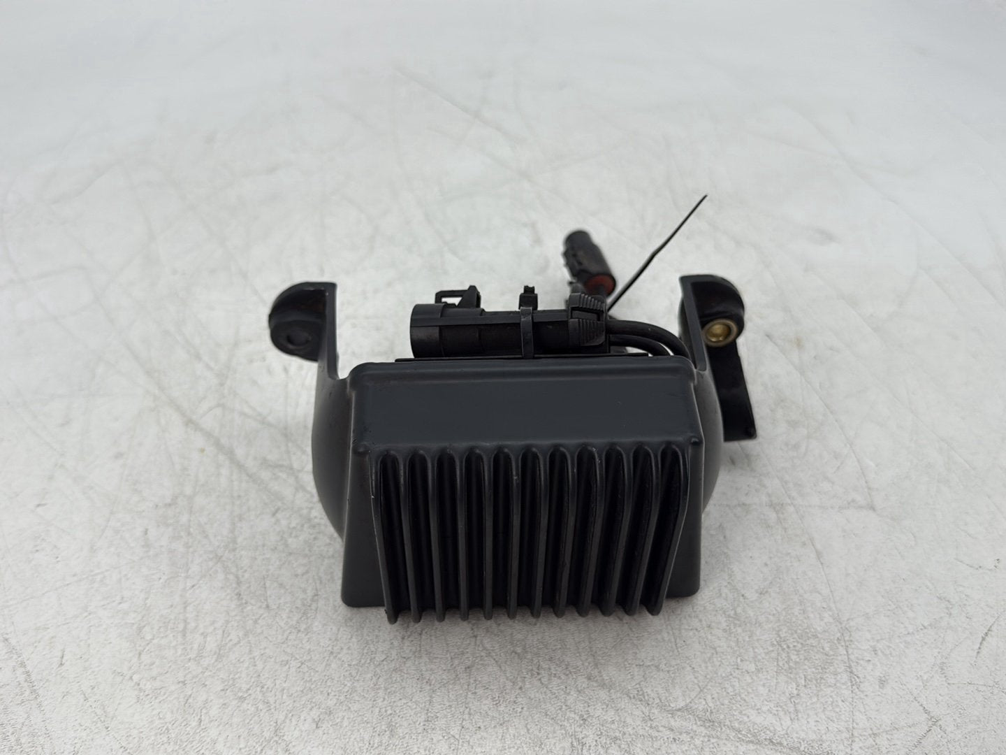 2005 Harley Electra Glide Touring Ultra FLHTCUI OEM Voltage Regulator Rectifier