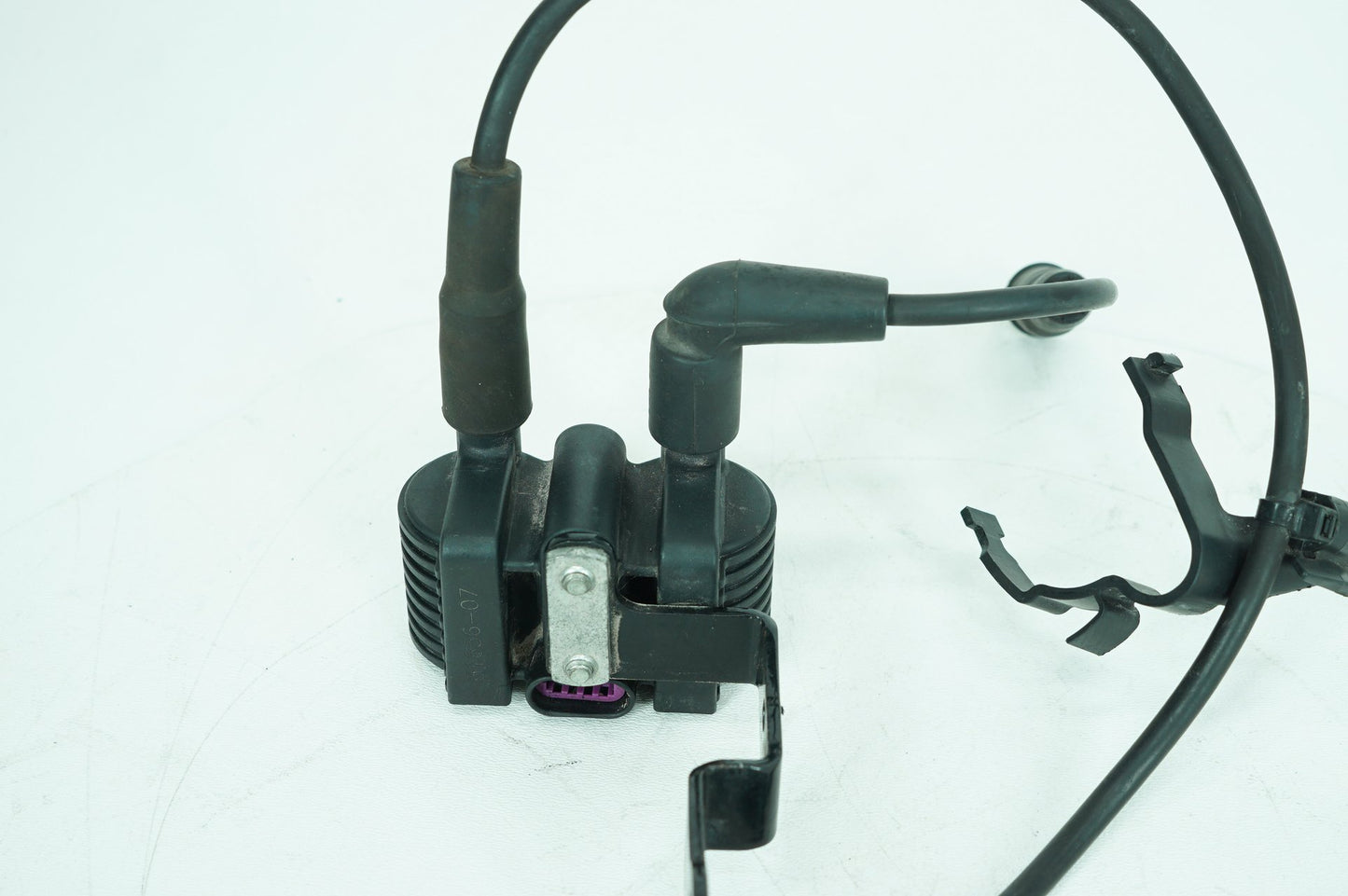 2004 - 2013 Harley-Davidson Sportster Custom Ignition Coil Spark Plugs Cable 31656-07