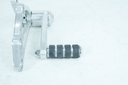 1999 - 2006 Harley-Davidson Dyna Super Glide T-Sport Left Driver Foot Controls Peg Rest 50643-82