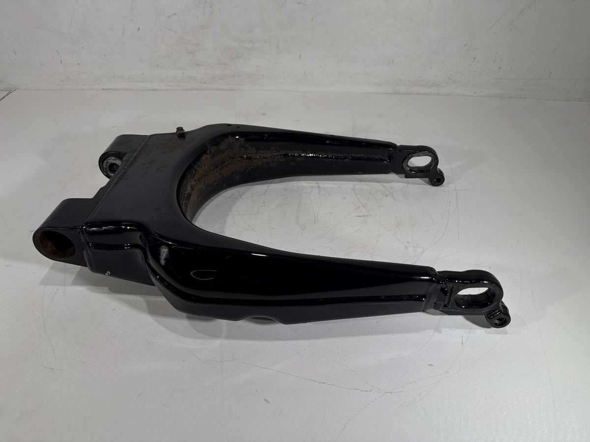 2011 Harley Road King Touring FLHR OEM Rear Fork Swingarm Swing Arm