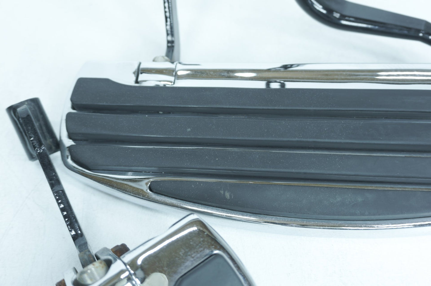 2007 - 2012 Harley-Davidson Touring Electra Glide Classic Left Right Driver Floorboard Foot Rest Kuryakyn
