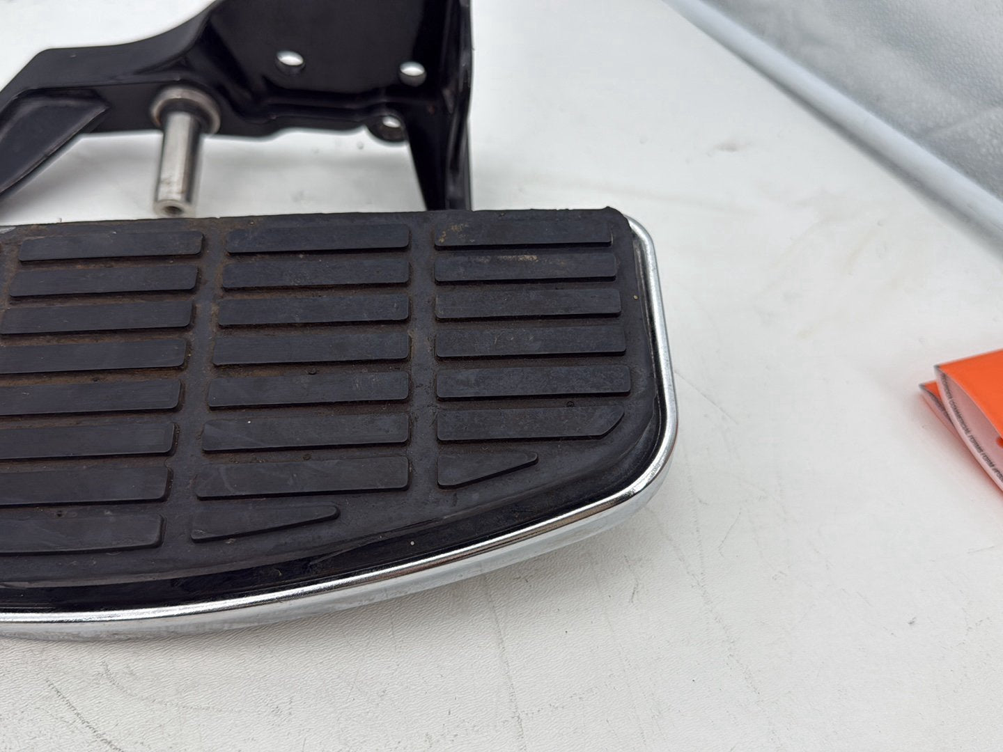 2005 Harley Heritage Softail Classic OEM Left Right Driver Floorboard Foot Rest