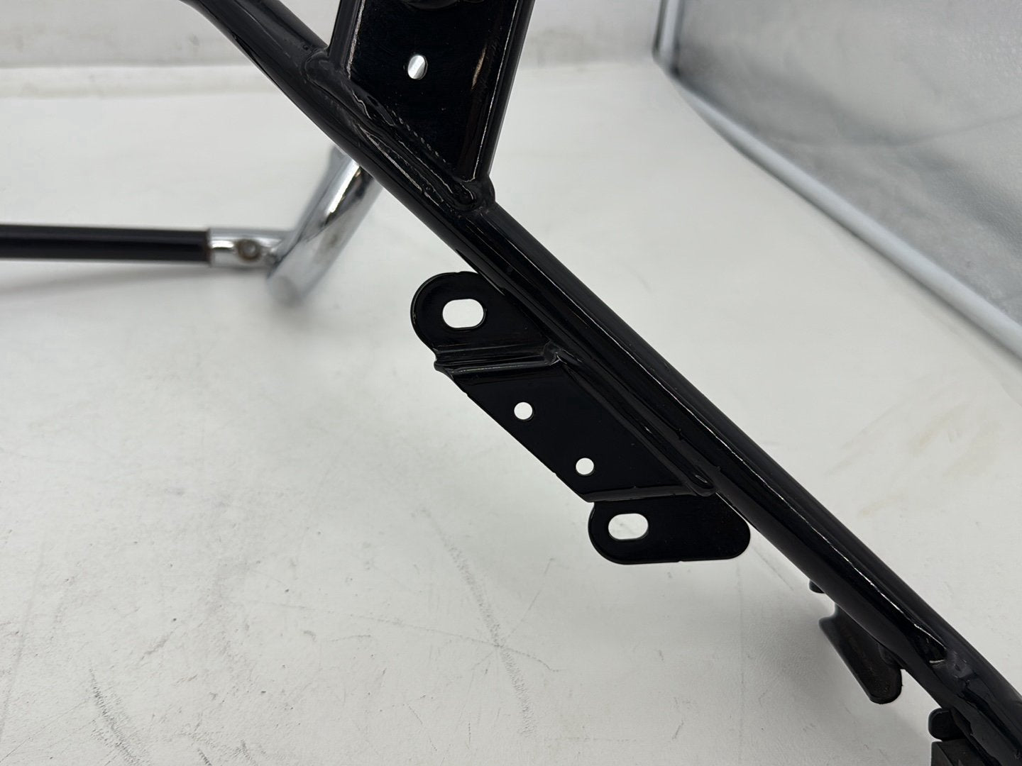 2011 Harley Electra Glide Ultra OEM Rear Left Right Saddlebag Guard Rails Bar