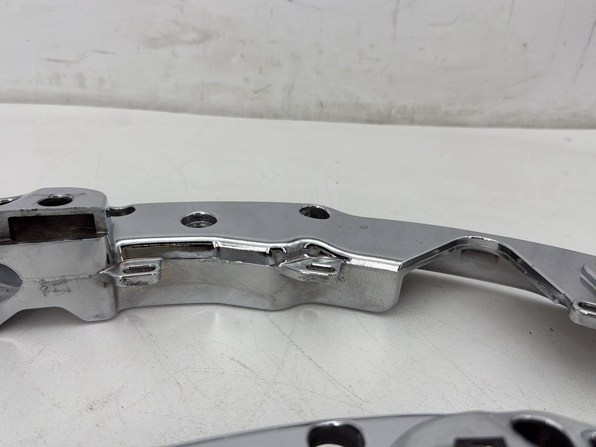 2017 Harley Road Glide Touring OEM Left Right Saddlebag Fender Struts Brackets