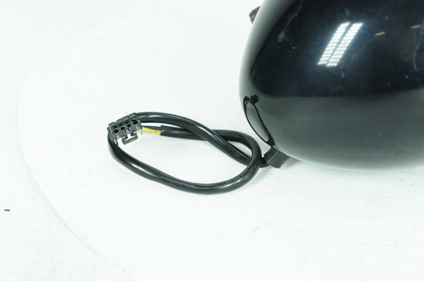 2007 - 2017 Harley-Davidson Dyna Wide Glide Headlight Headlamp Head Light Halogen  	68787-10