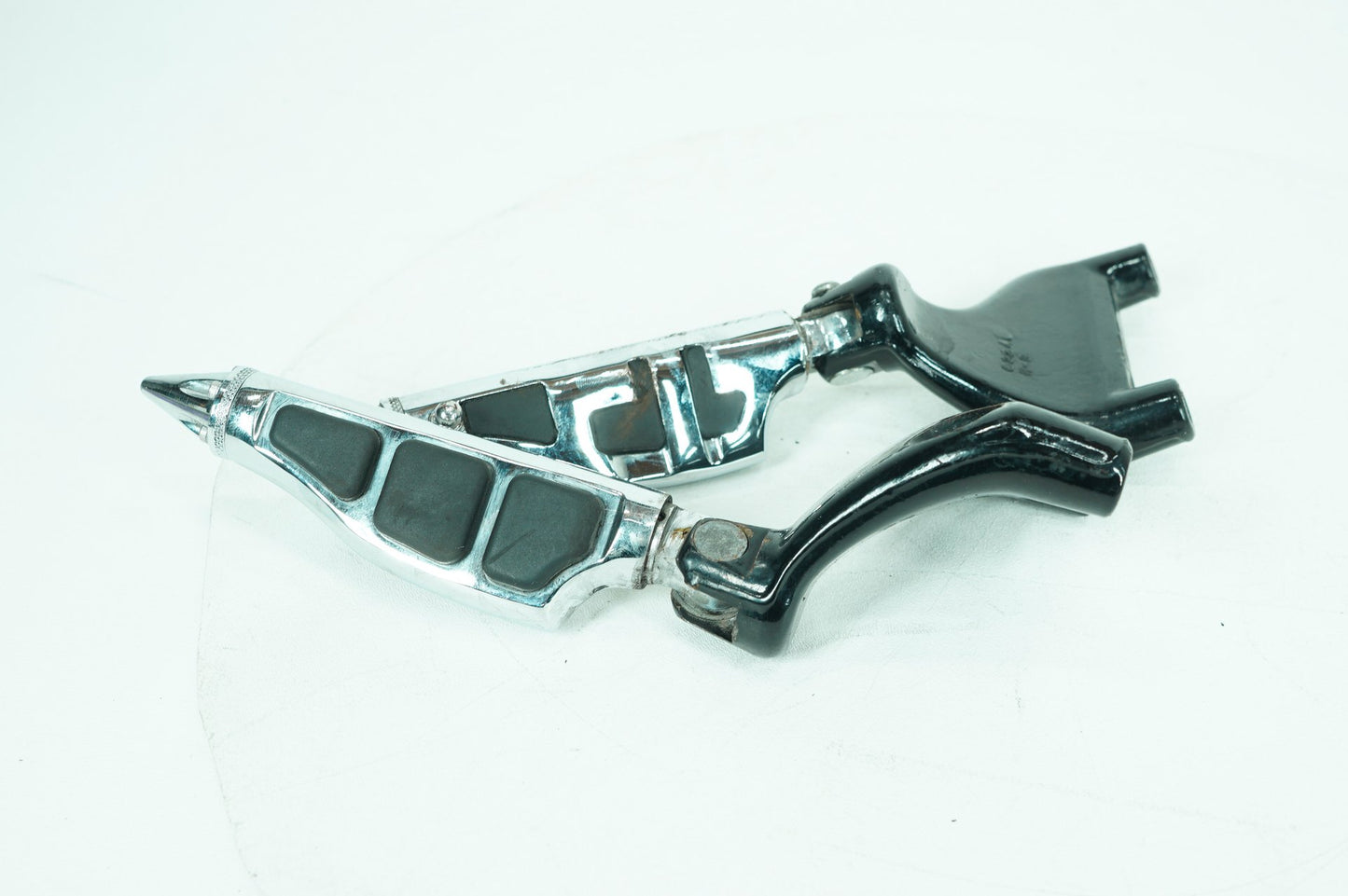 2004 - 2013 Harley-Davidson Sportster Custom Passenger Left & Right Foot Pegs 49314-04