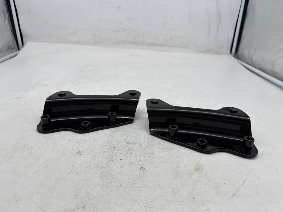 2010 Harley Street Glide Touring FLHX OEM 5 Point Detachable Docking Hardware