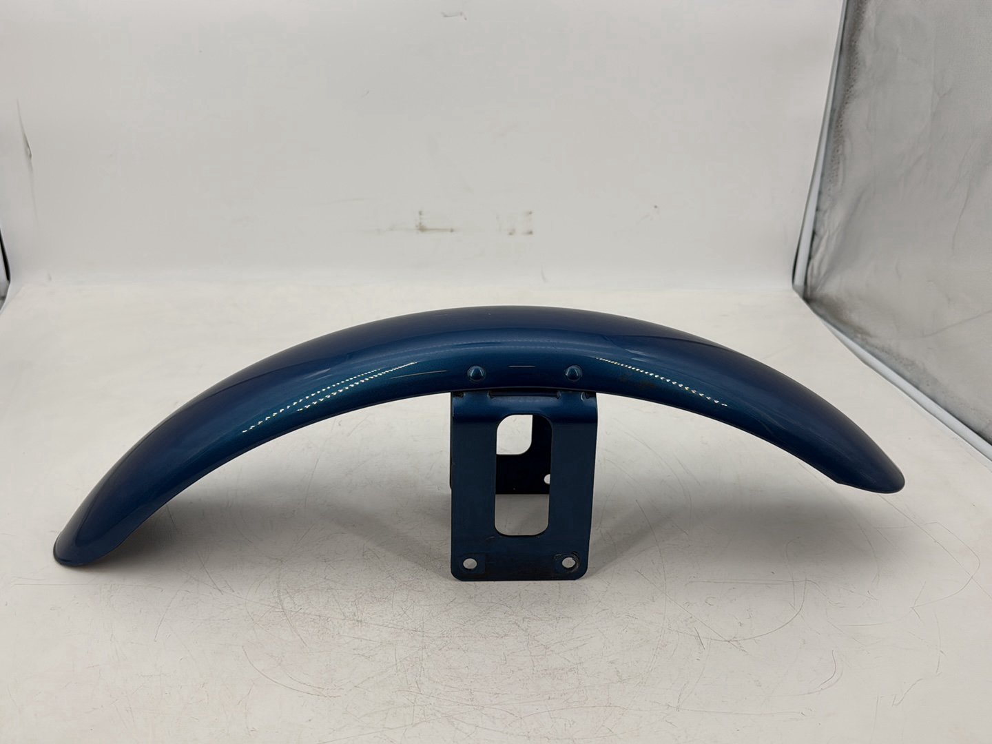 1999 - 2006 Harley-Davidson Dyna Super Glide Front Wheel Fender Shell Panel  	58998-83E
