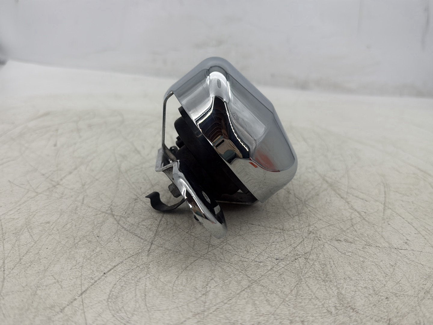 2011 Harley Street Glide Touring FLHX OEM Horn Signal Klaxon Chrome Cover