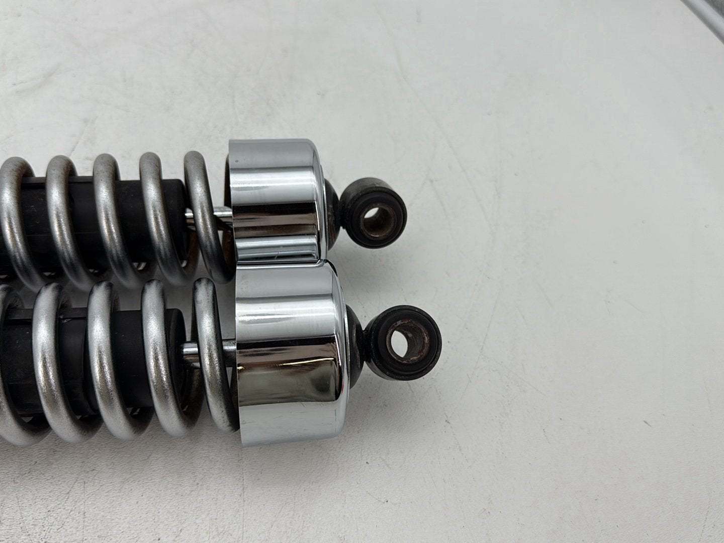 2006 Harley Dyna FXDWGI Wide Glide OEM Rear Left Right Shock Absorbers