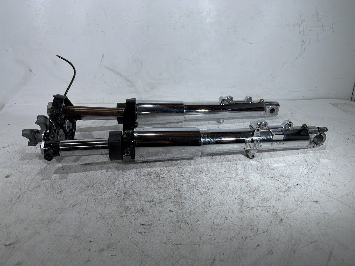 04 Harley Electra Glide CVO Eagle Front Triple Tree Set LH RH Fork Legs Sliders