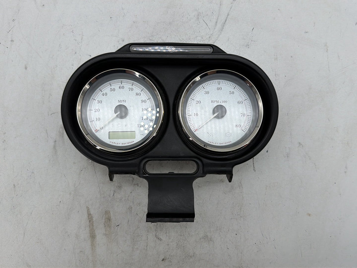 2011 Harley Road Glide Touring FLTRX OEM Air Oil Volt Fuel Tacho Speedo Gauges