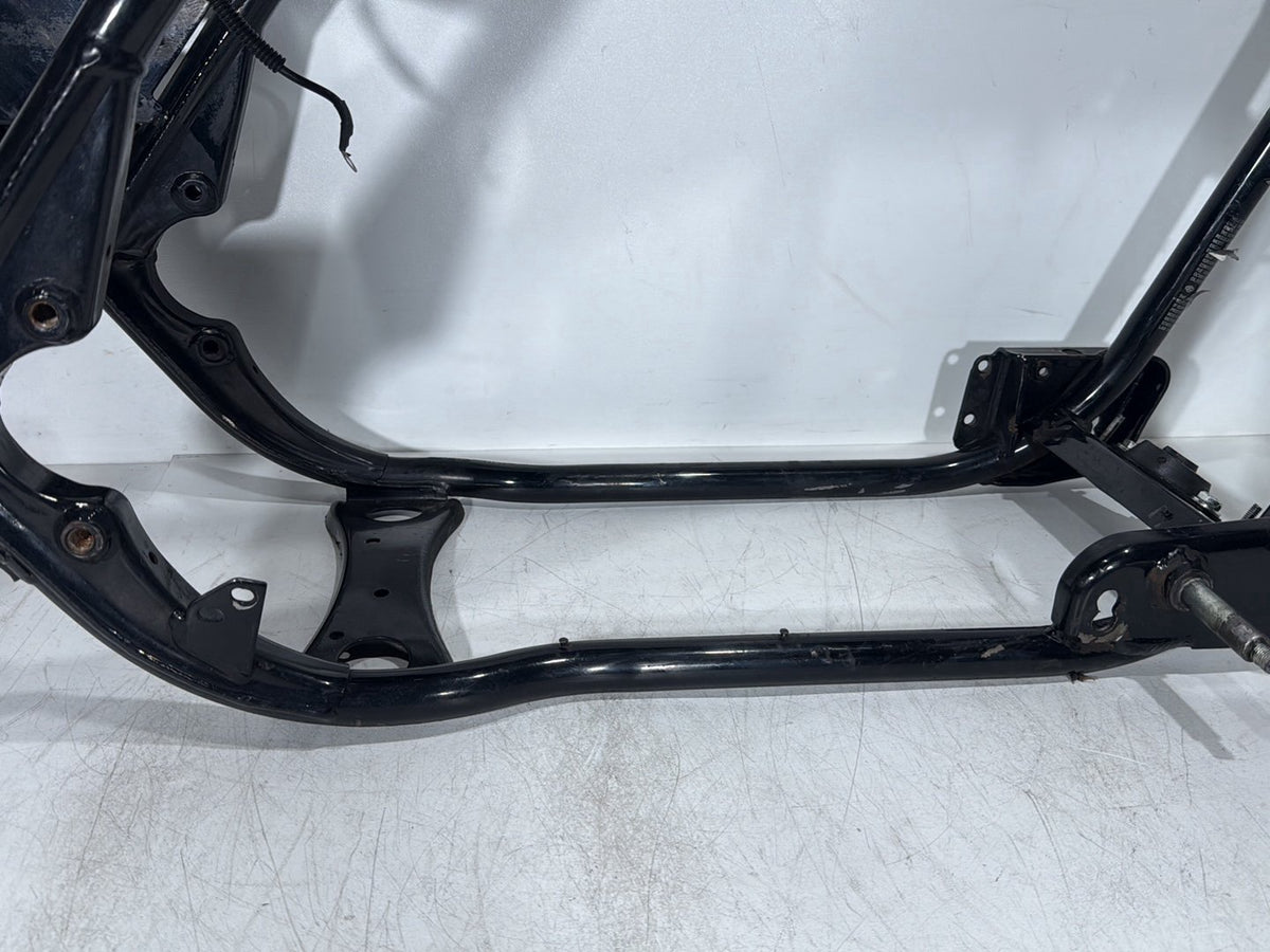 1999 - 2006 Harley-Davidson Touring Electra Glide Classic Body Main Frame Chassis CLN CLR 47900-99B