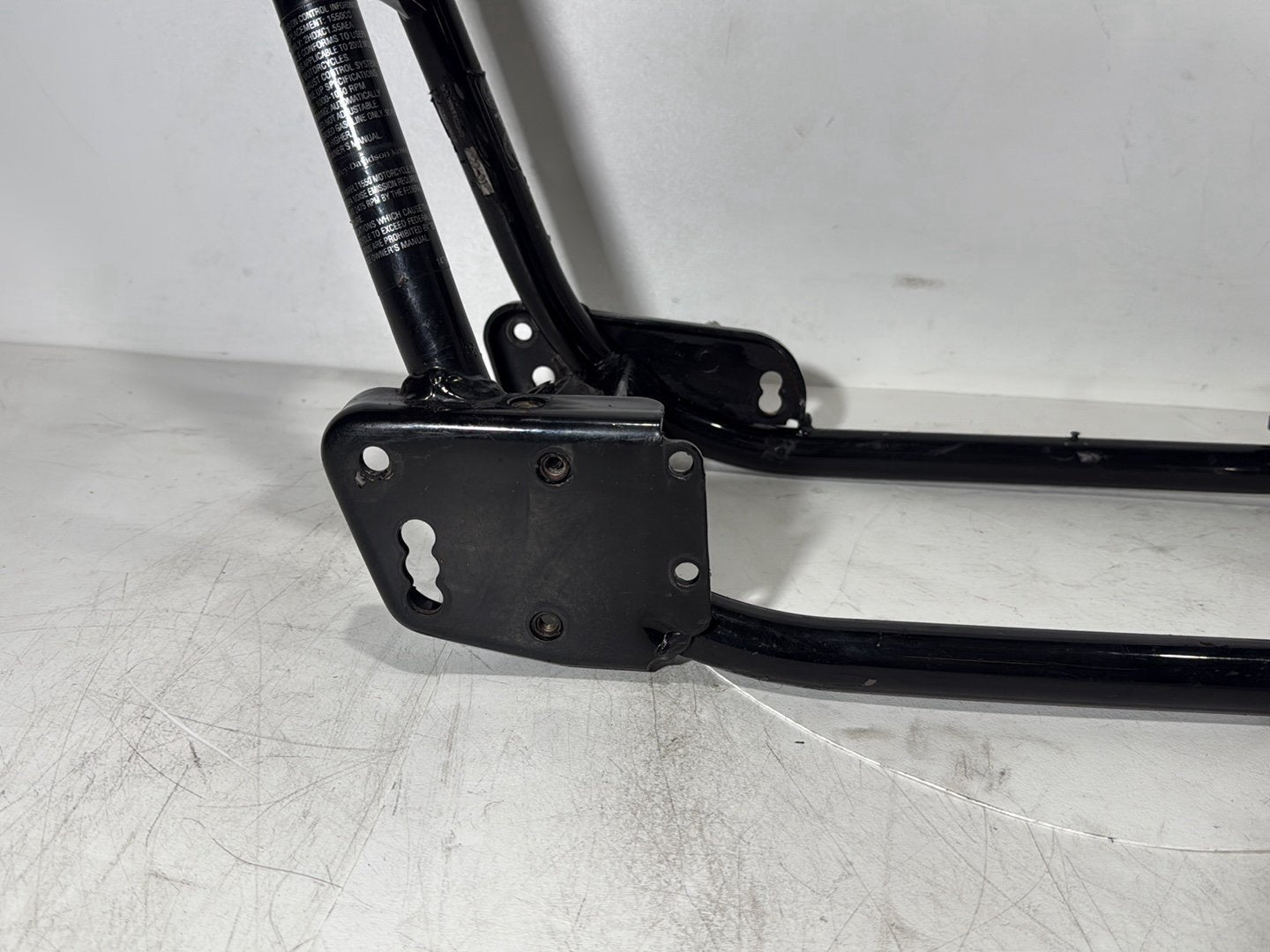 1999 - 2006 Harley-Davidson Touring CVO Screamin Eagle Road King Body Main Frame Chassis CLN CLR 47900-02A