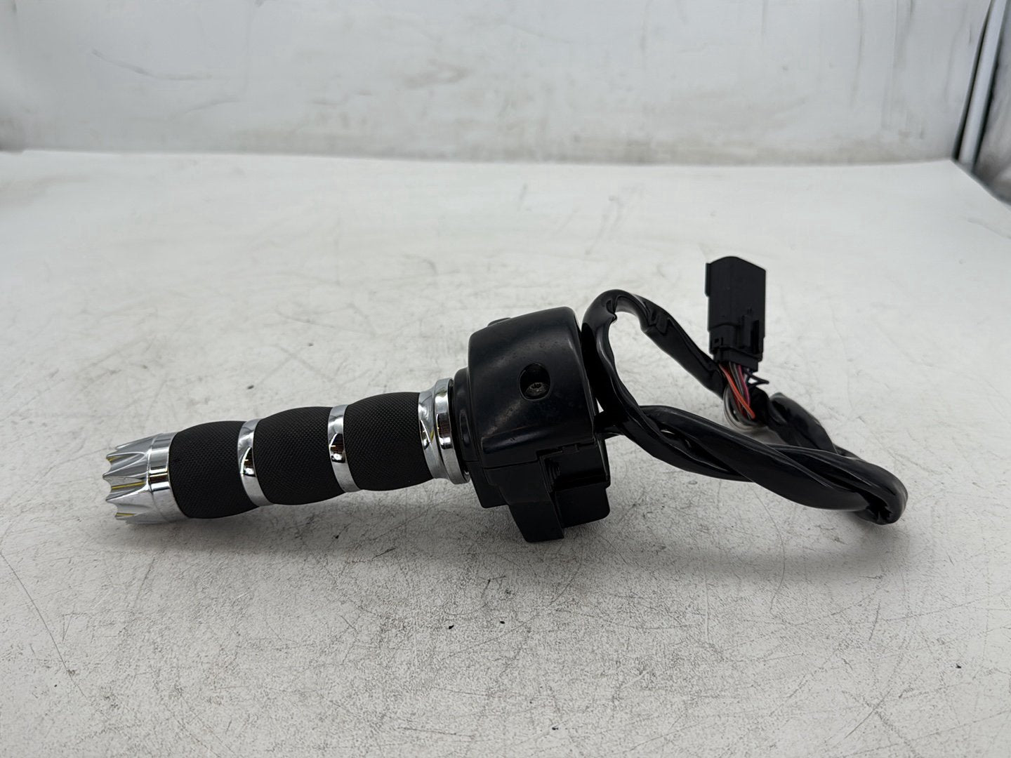 2009 Harley Street Glide Touring OEM Right Engine Start Kill Switches Controls