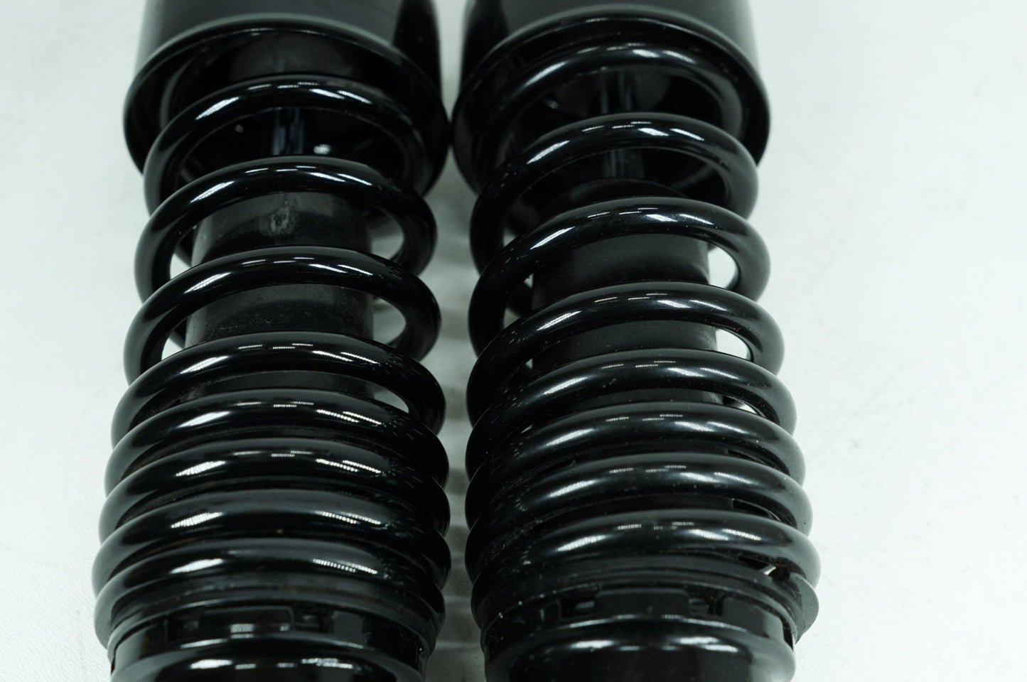 2004 - 2022 Harley-Davidson Sportster Iron 883 Rear Left Right Shock Absorbers 54000088