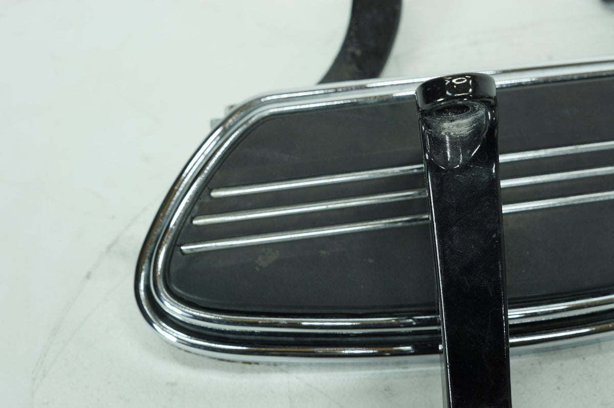 08 Harley Touring Street Glide OEM Left Right Driver & Pass Floorboard Foot Rest