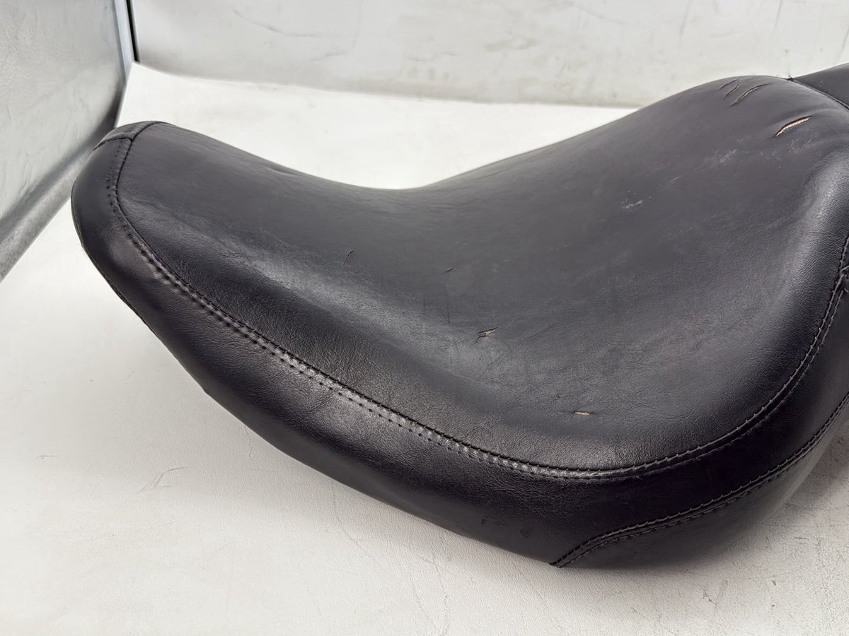 2007 Harley Touring Electra Glide Police Passenger Rider Driver Seat Saddle TORN