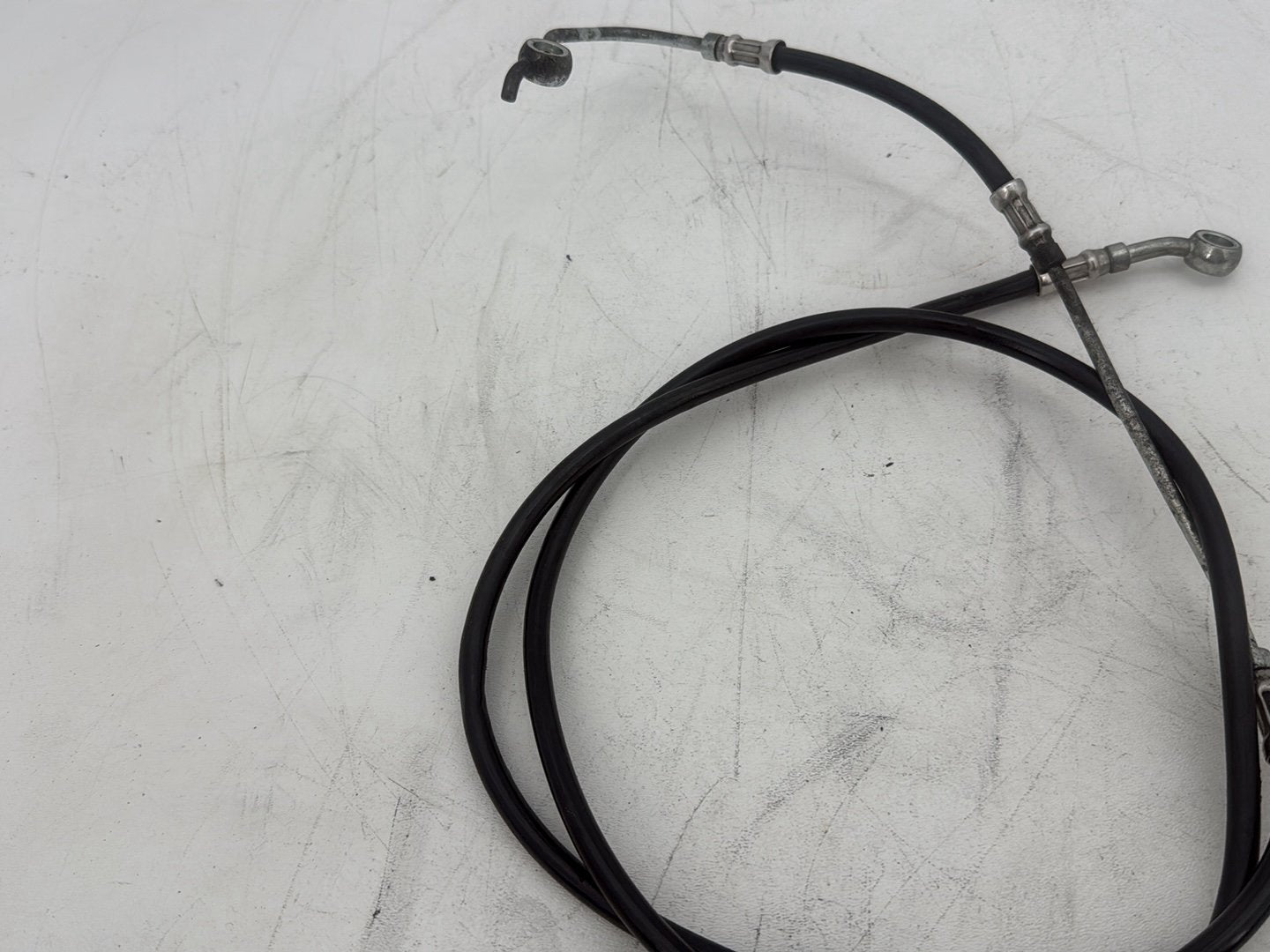 2011 Harley Electra Glide Ultra FLHTK OEM Front Brake Hose Line Pipe ABS
