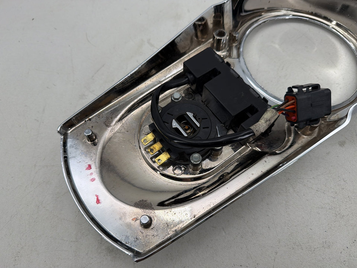 2005 Harley Dyna Wide Glide FXDWG OEM Fuel Gas Tank Dash Console NOKey