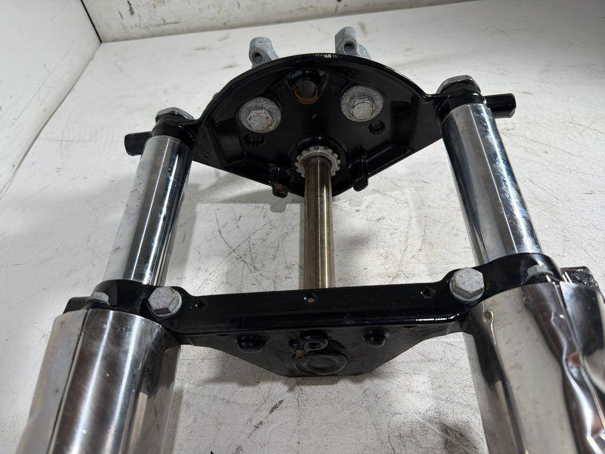 09 Harley Street Glide Touring OEM Front Triple Tree Set LH RH Fork Legs Sliders