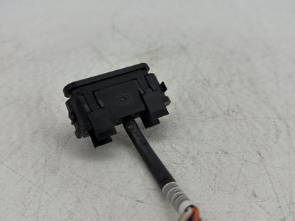 13 Harley Street Glide Touring FLHX OEM Dash Indicator Lamp Wire Plug 68789-96A