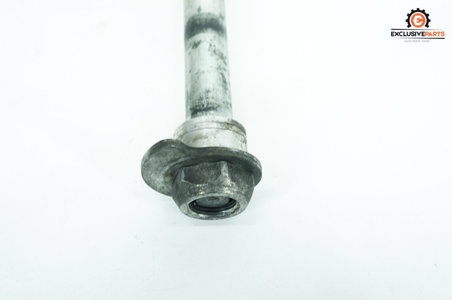 2007 - 2016 Harley-Davidson Touring Street Glide Rear Wheel Axle Bolt Shaft 41056-09