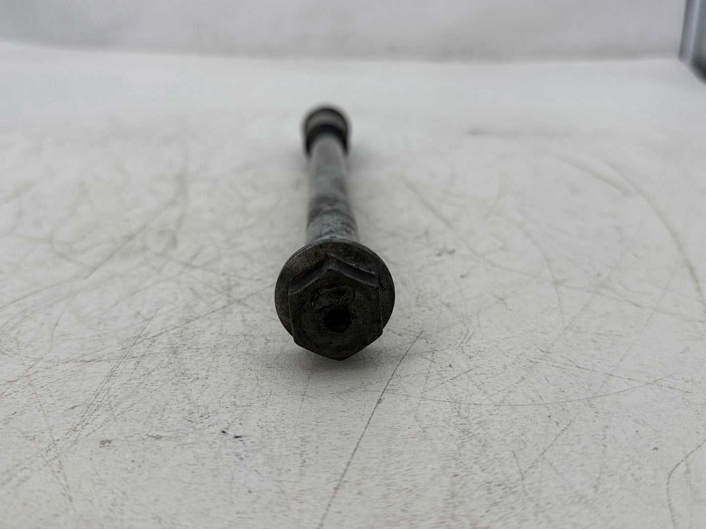 2000 Harley Touring FLHTCUI Electra Glide Ultra OEM Rear Wheel Axle Bolt Shaft