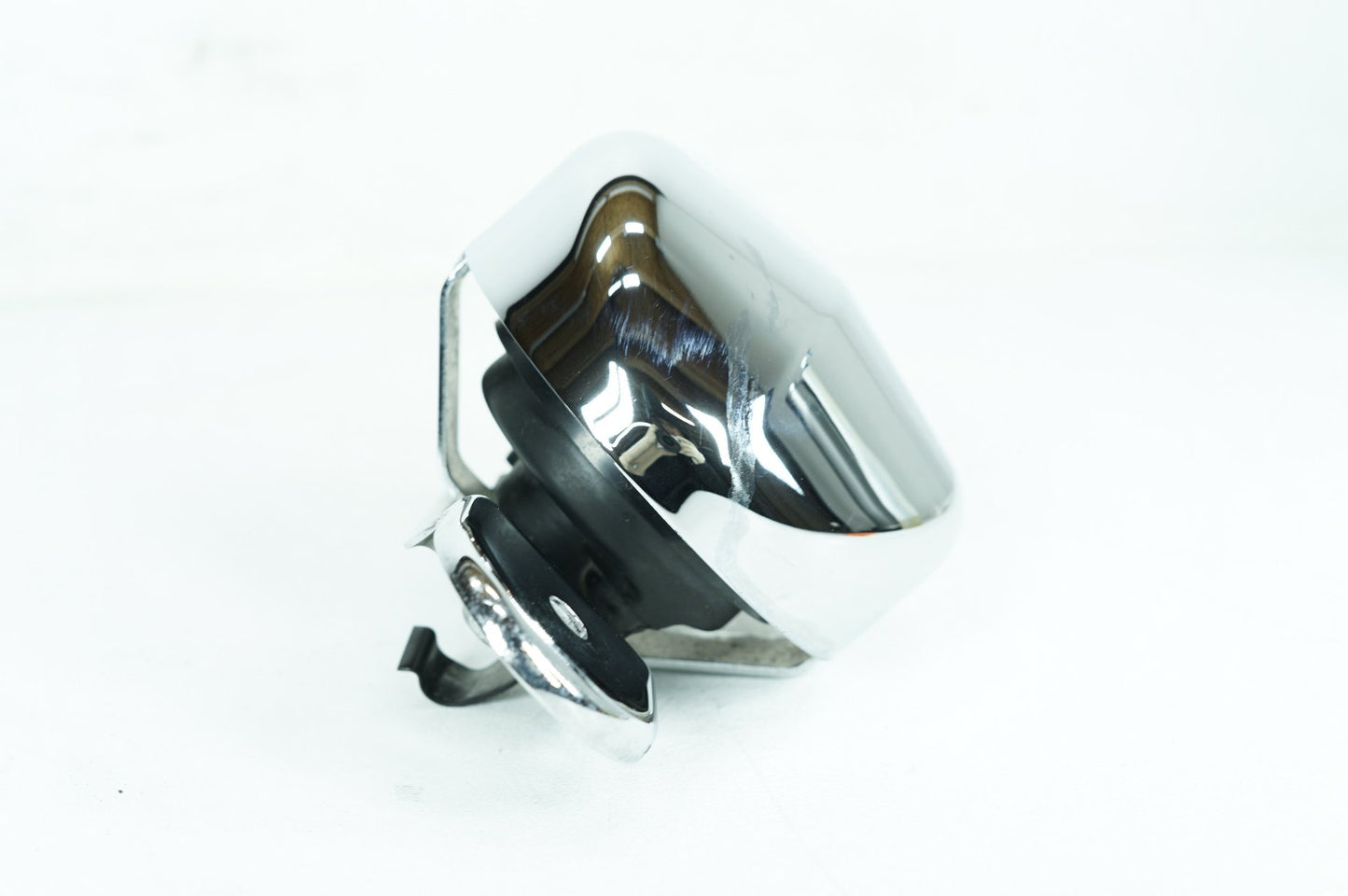 2007 - 2013 Harley-Davidson Touring Electra Glide Ultra Horn Signal Klaxon Chrome Cover 69012-93A
