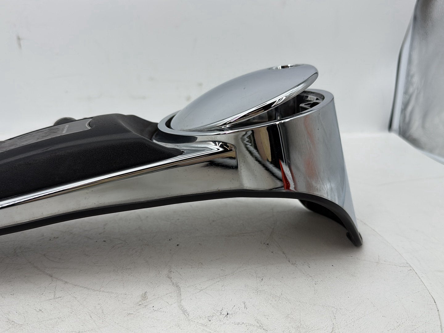 2007 - 2012 Harley-Davidson Touring Electra Glide Ultra Fuel Gas Tank Dash Console NOKey