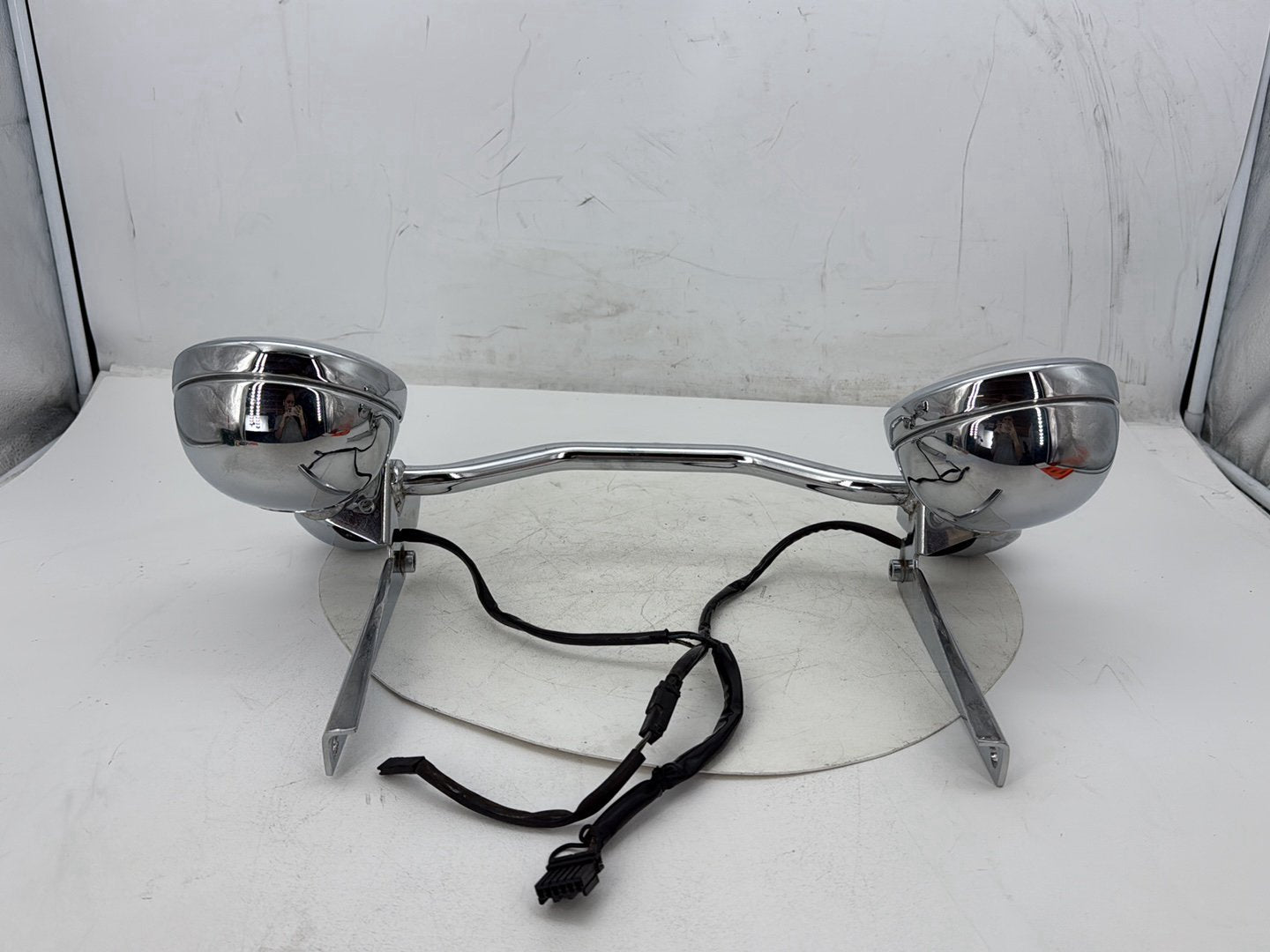 2004 Harley Softail FLSTC Heritage Classic OEM Front Turn Signal Indicators Aux Light Bar