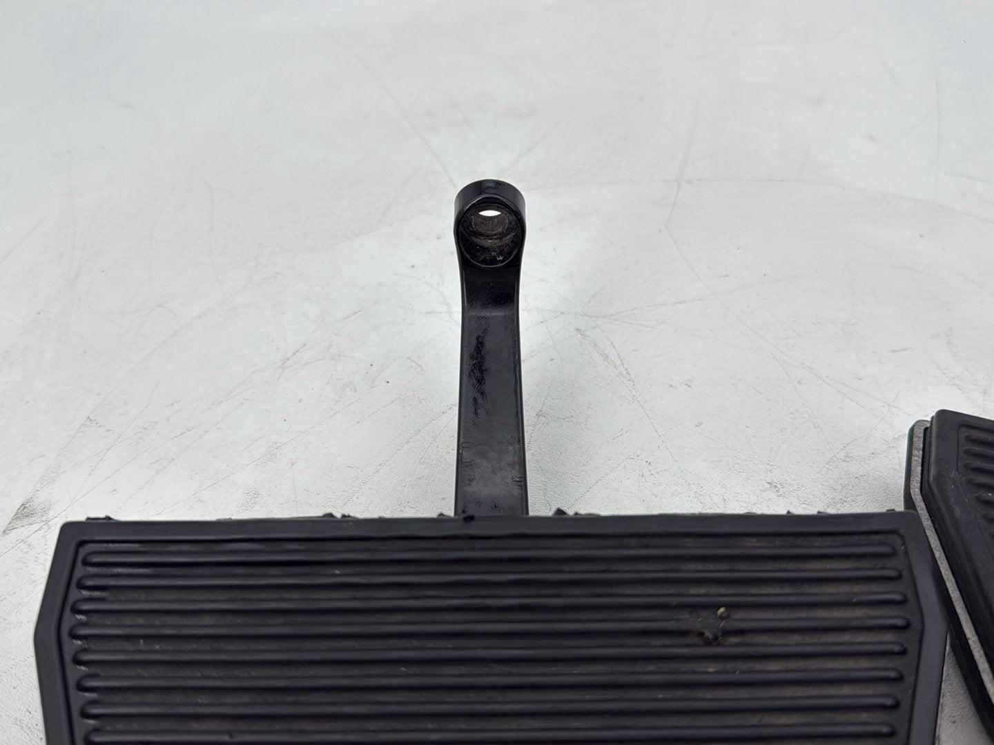 2007 - 2012 Harley-Davidson Touring Electra Glide Ultra Left & Right Passenger Floorboard Foot Rest