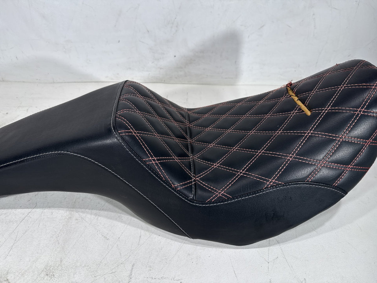 2016 Harley Dyna Fat Bob FXDF 103 OEM Passenger Rider Driver Seat Saddle