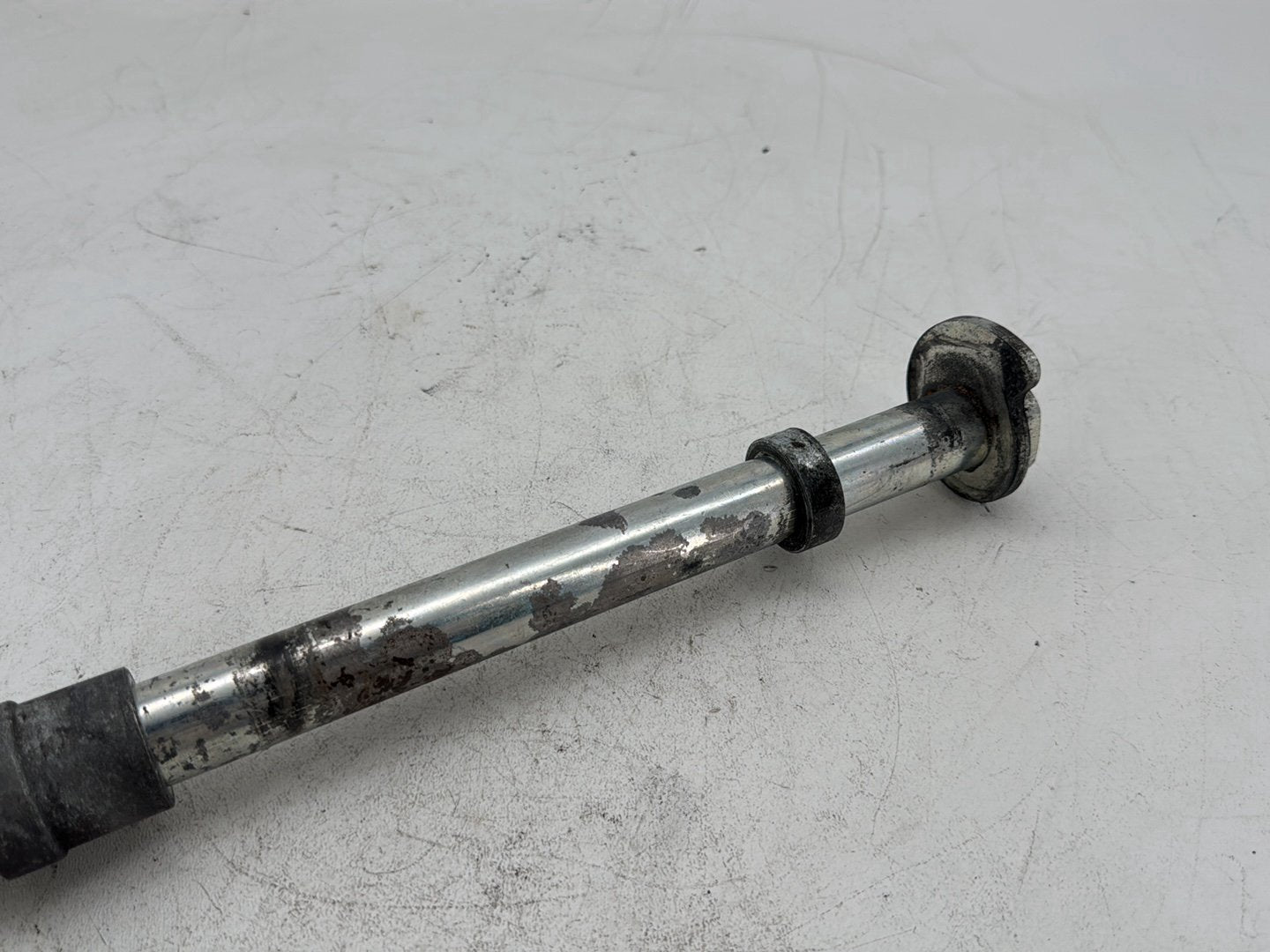2006 Harley Street Glide Touring FLHXI OEM Rear Wheel Axle Bolt Shaft