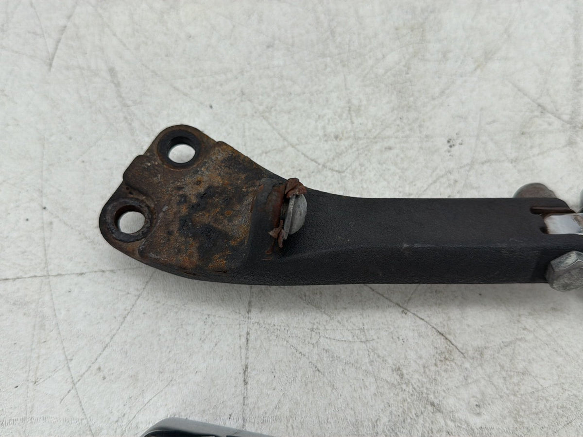 2007 Harley Dyna Street Bob FXDB OEM Passenger Left & Right Foot Pegs