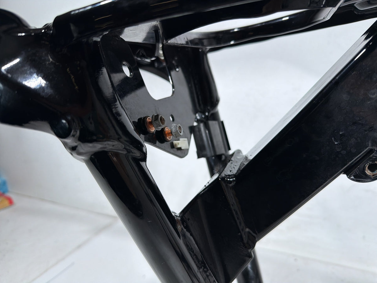2012 Harley Dyna Fat Bob FXDF 103 OEM Body Main Frame Chassis 29 degree NO Title