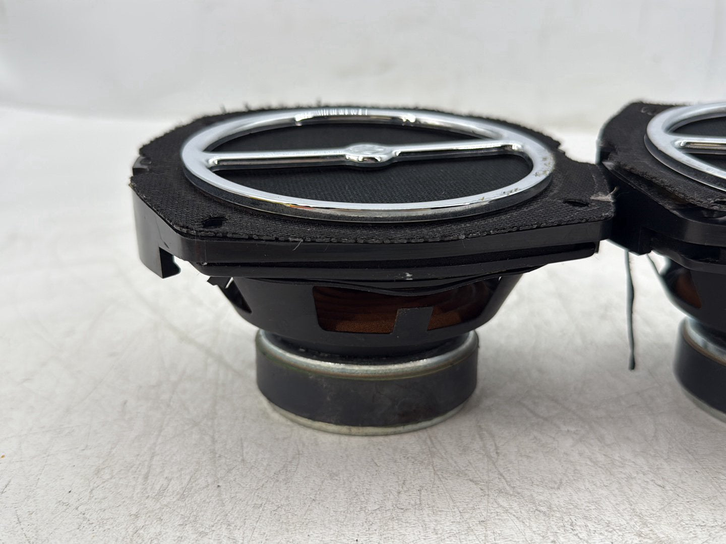 2005 Harley Electra Glide Touring Ultra FLHTCUI OEM Left Right Sound Audio Speakers