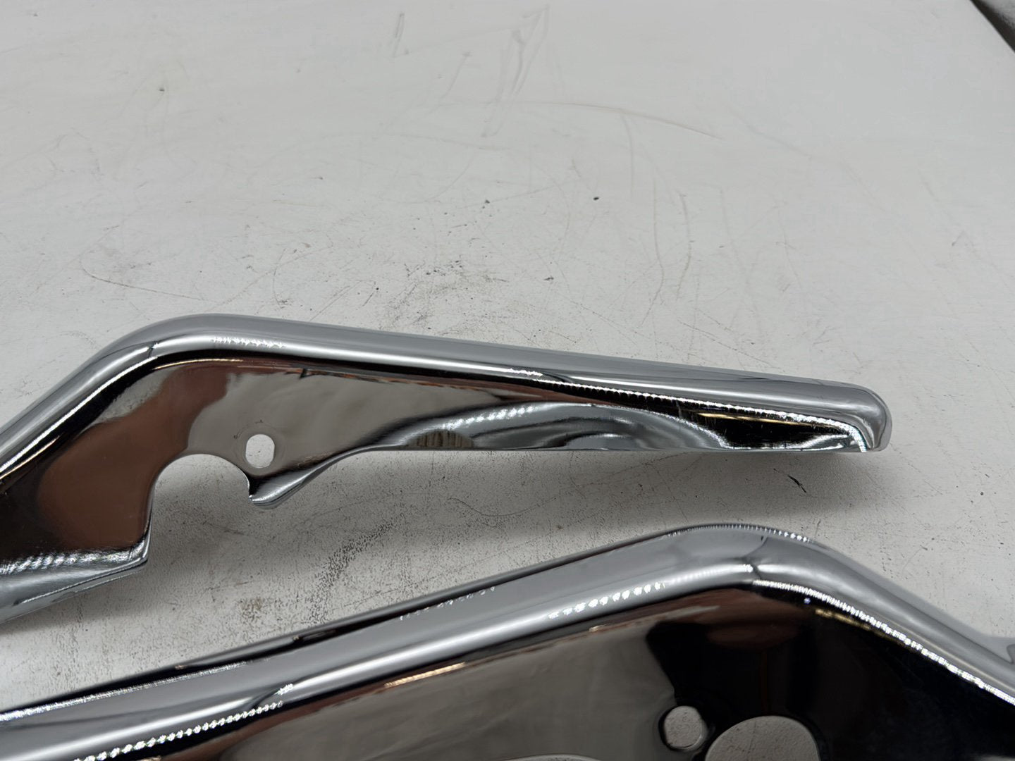 2006 Harley Street Glide Touring OEM Left Right Saddlebag Fender Struts Brackets
