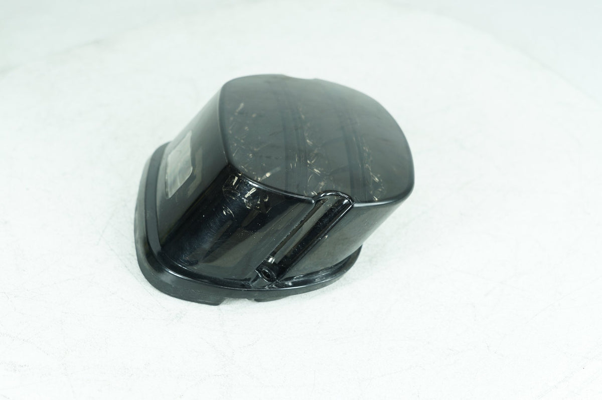 1999 - 2006 Harley-Davidson Softail Fat Boy Rear Brake Taillight Tail Lamp  	68140-04