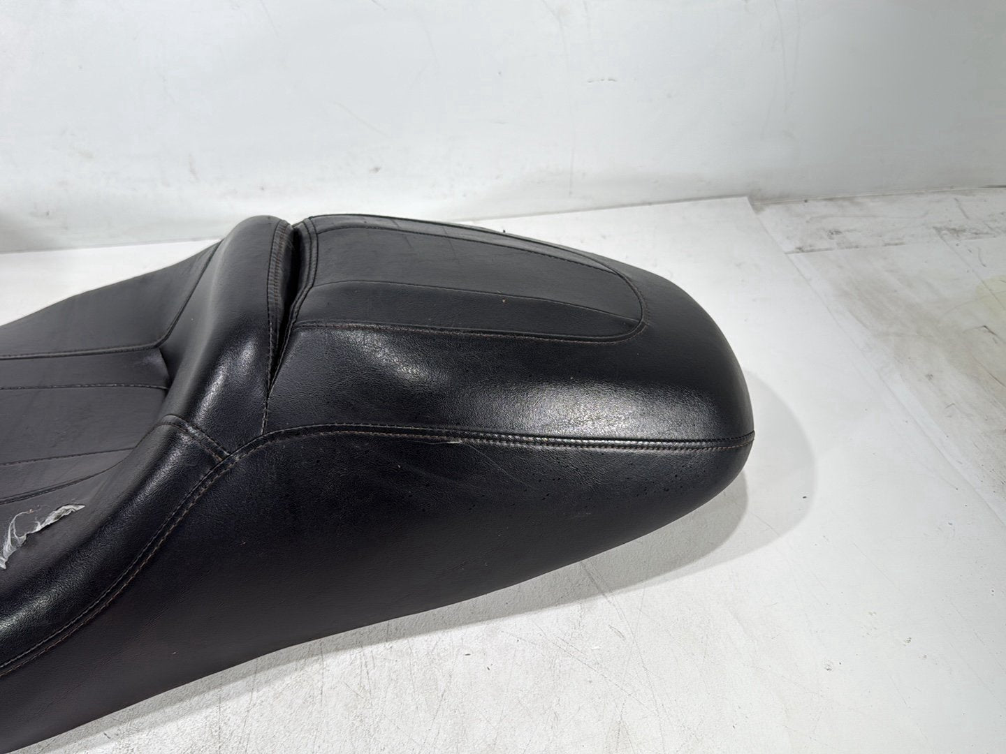 2015 Harley Road Glide Touring FLTRXS OEM Passenger Rider Driver Seat Saddle