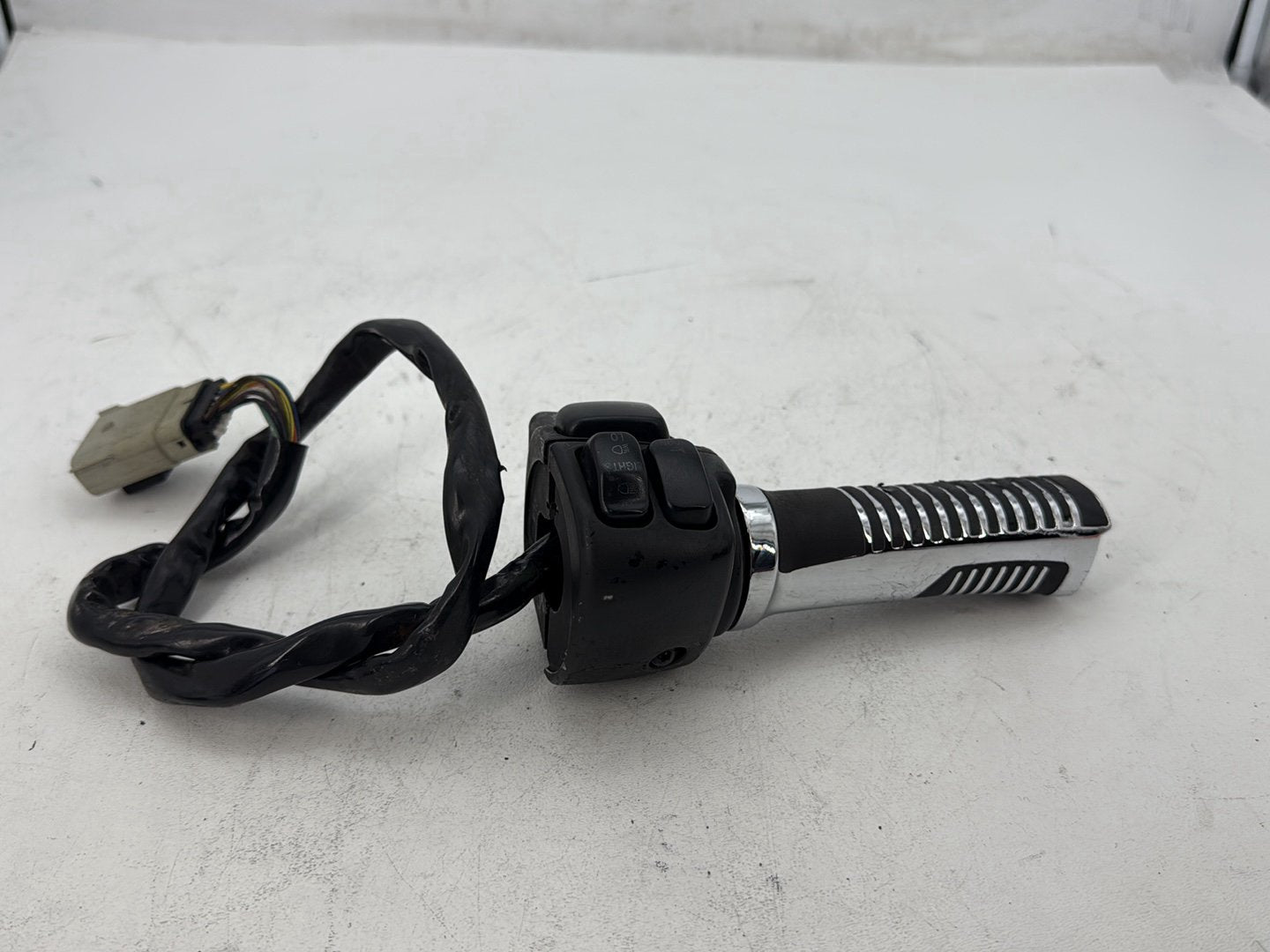 07 Harley Street Glide Touring OEM Left Turn Signal Headlight Switches Controls