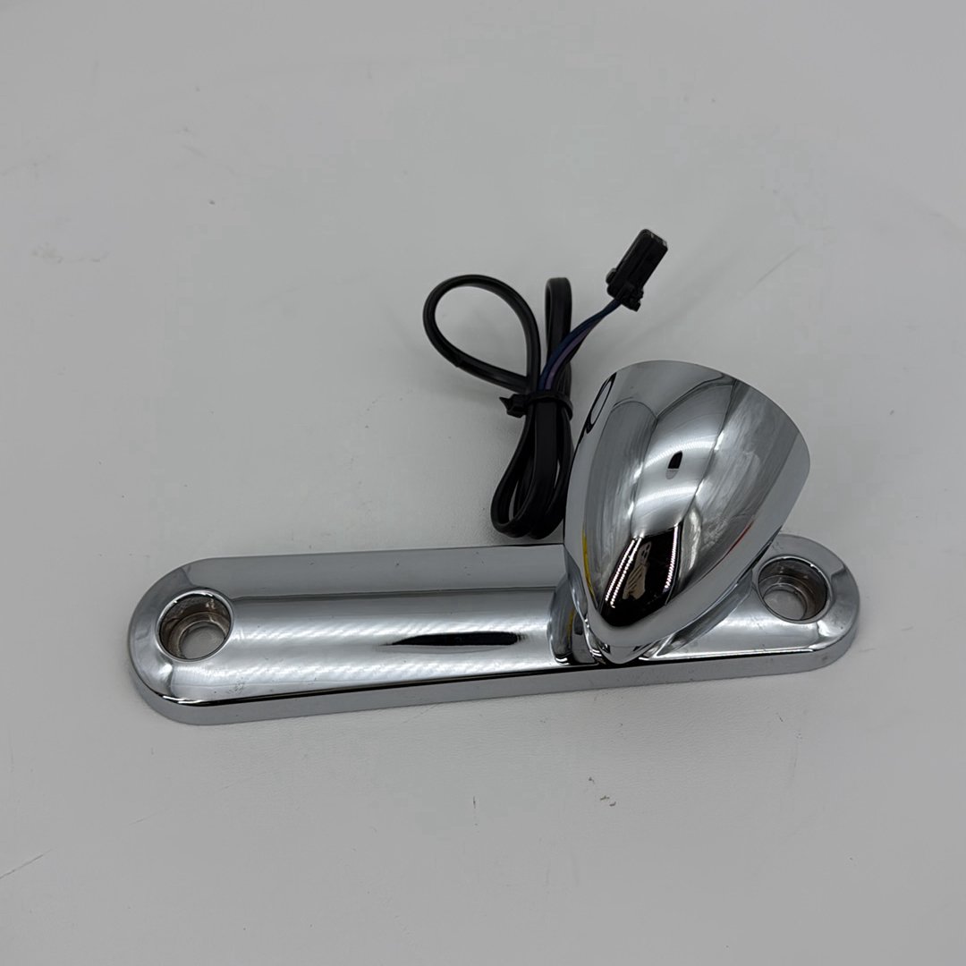 2007 - 2012 Harley-Davidson Touring Street Glide Front Right 1 Turn Signal Indicator 69279-06