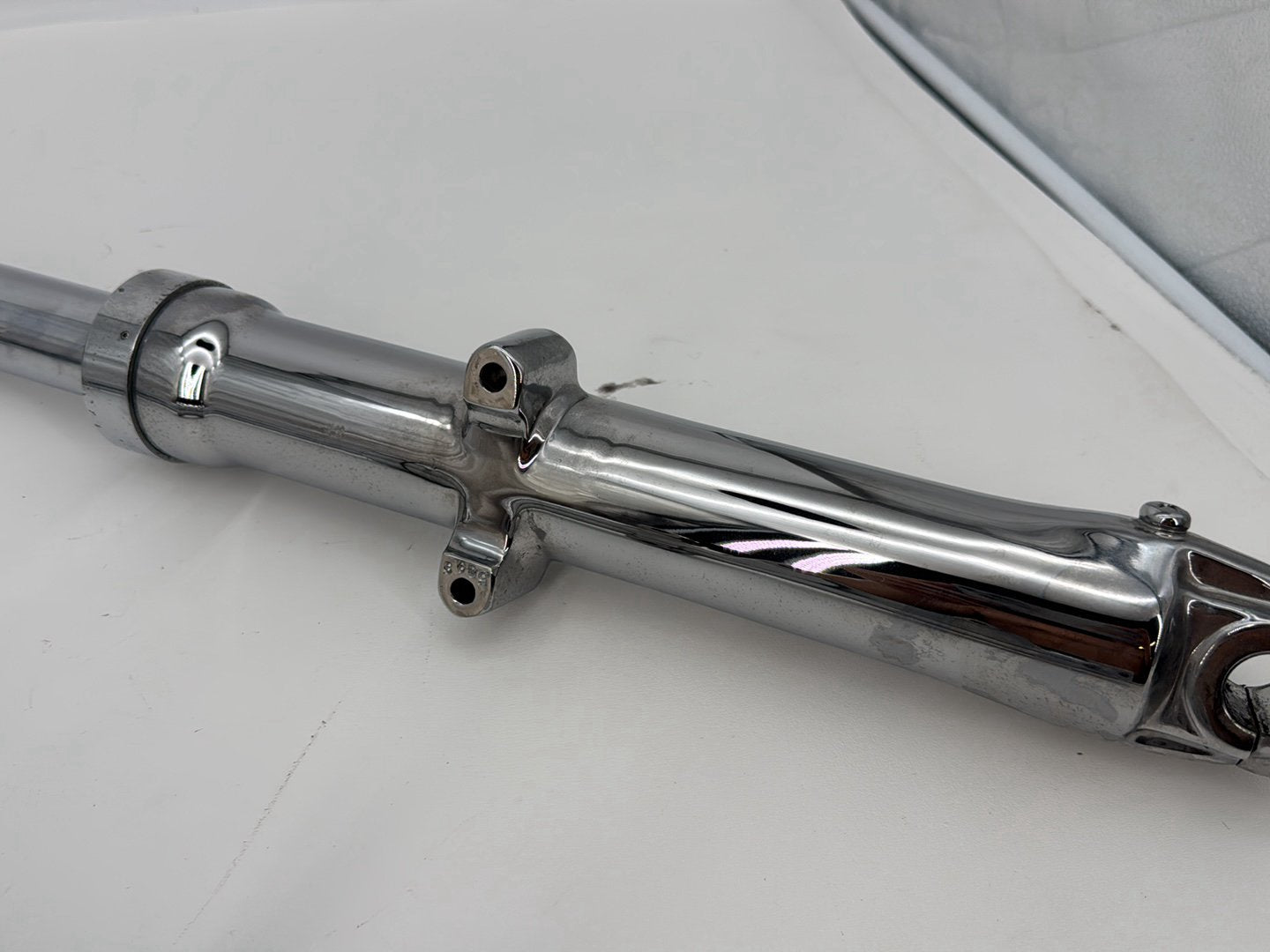 1999 - 2006 Harley-Davidson Dyna Wide Glide Front Triple Tree Set & LH RH Fork Legs Sliders 45679-92 , 45874-91