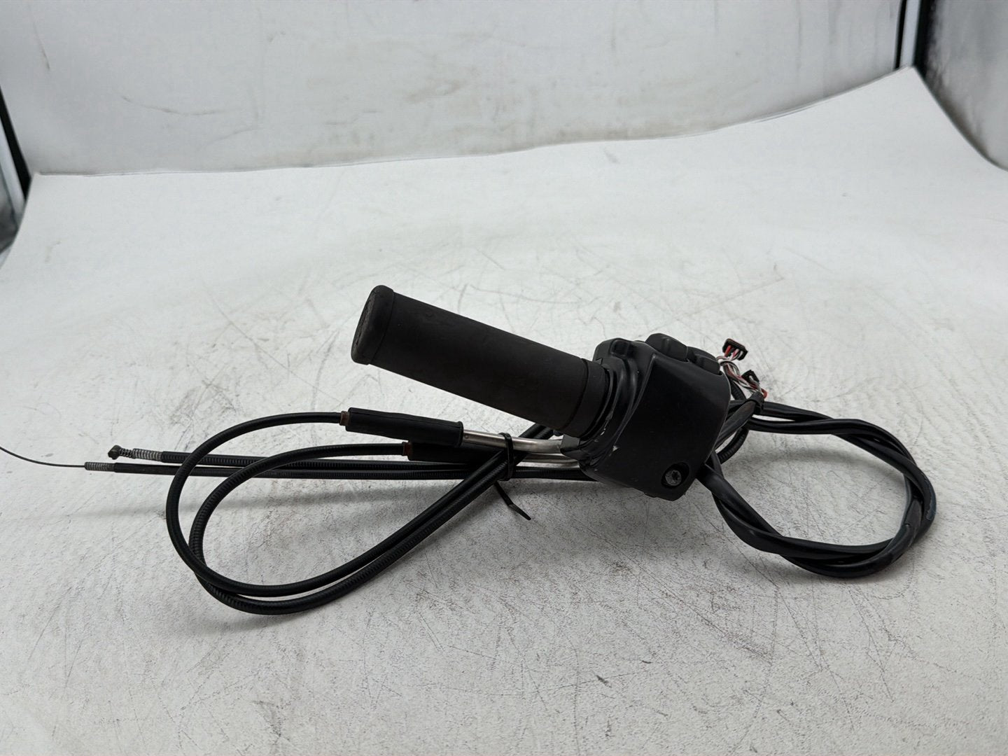 2011 Harley Heritage Softail Classic FLSTC OEM Right Engine Start Kill Switches Controls