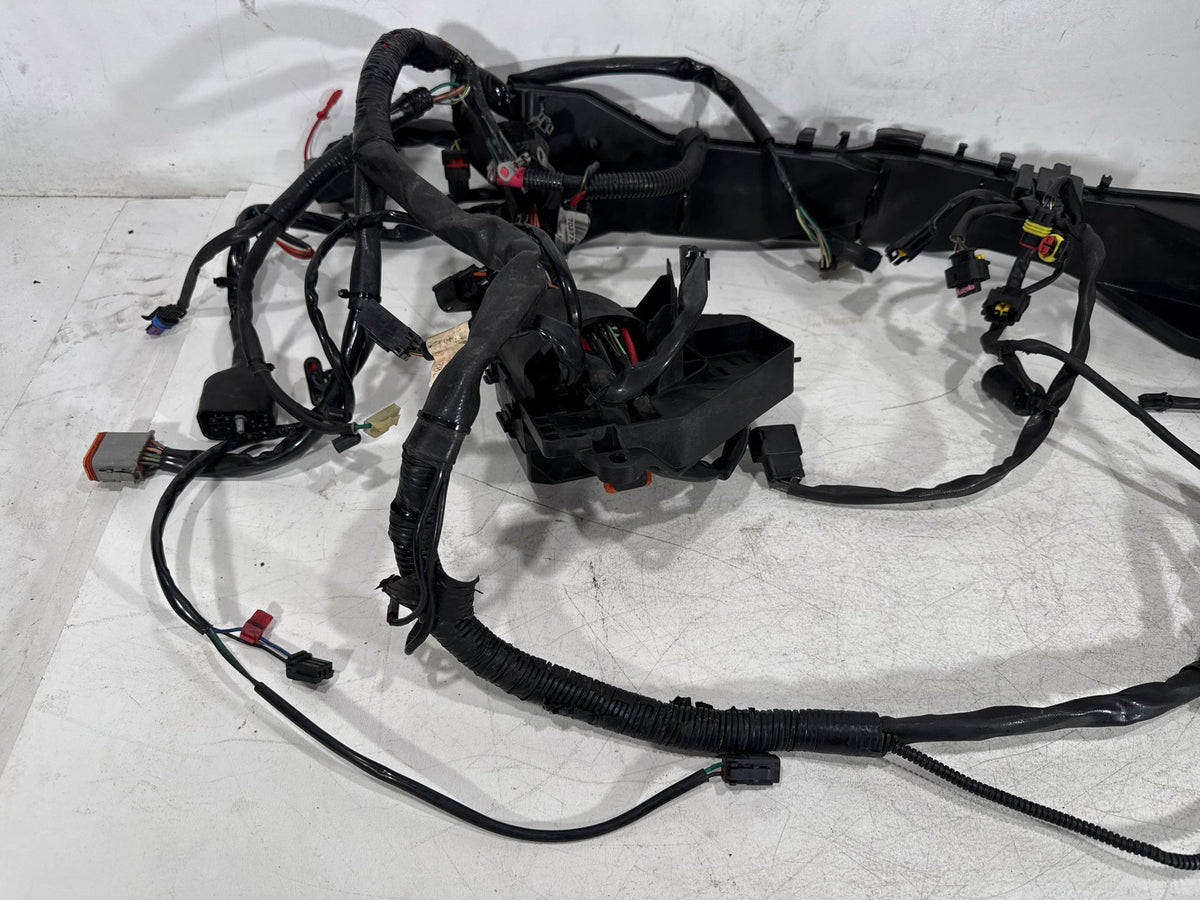 2010 Harley Road King Touring Police OEM Main Wire Wiring Harness Loom NON-abs