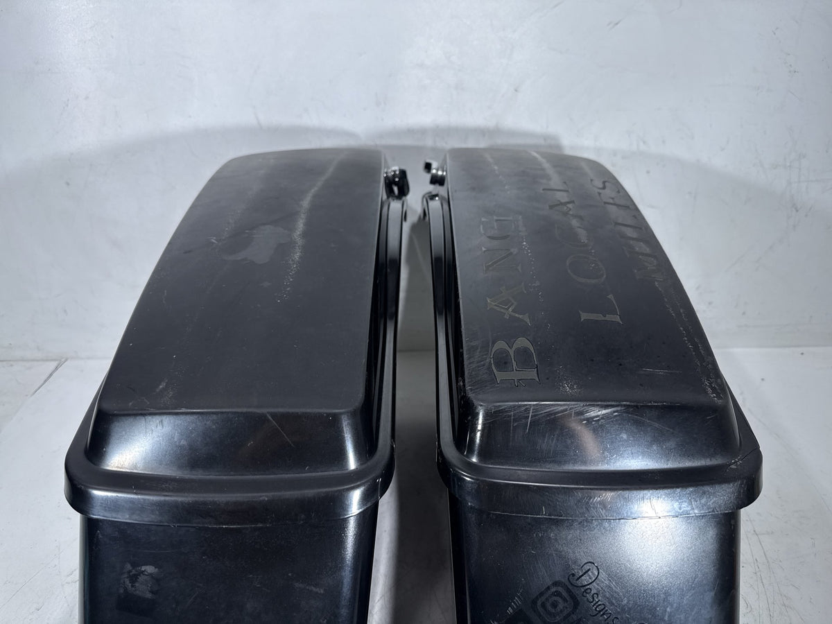 11 Harley Street Glide Touring FLHX-103 OEM Left Right Saddlebags Luggage NOKey